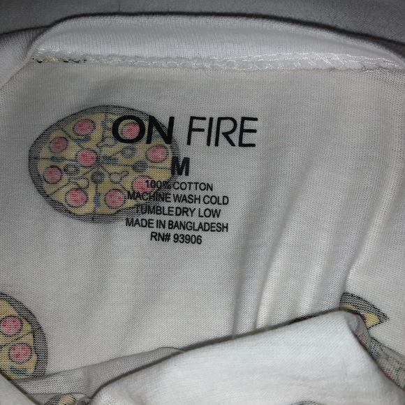 Pizza Crop Top - Picture 3 of 3